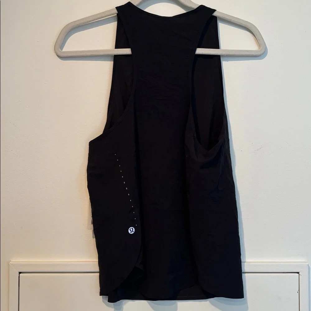 NWT Lululemon Lightweight Stretch Running Airflow In Emboss Black Tank size 6 - Picture 6 of 7